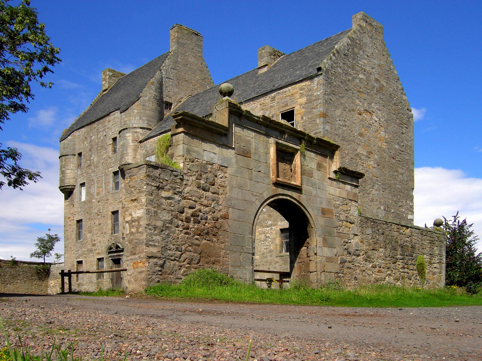 Outlander Castles & History private tour
