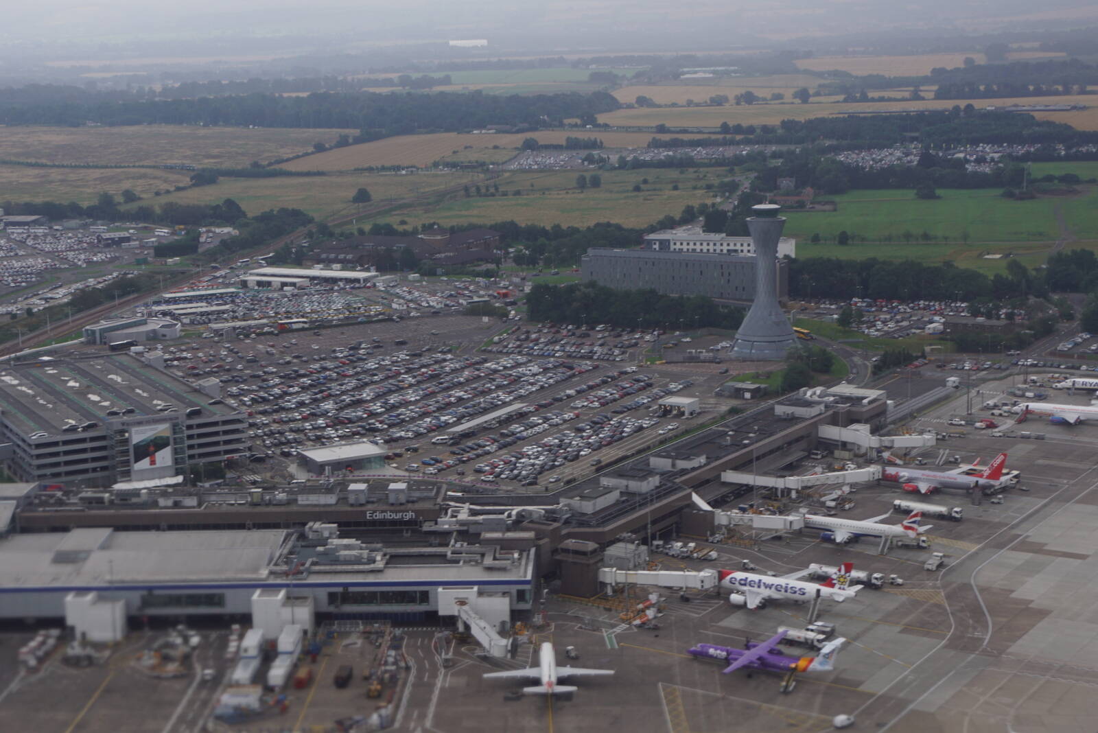 Airport & travel hub transfers